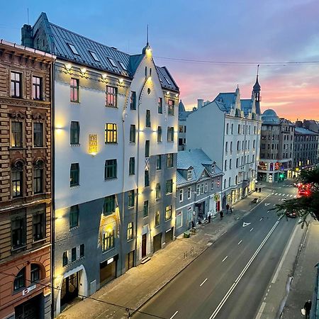 Central & Functional Studio Riga Luaran gambar
