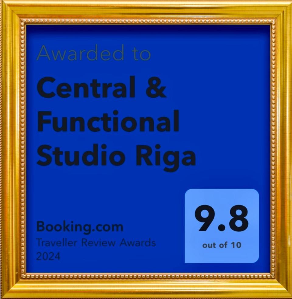 Central & Functional Studio Riga Luaran gambar