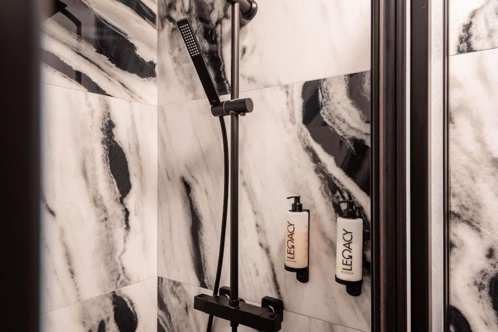 Central & Functional Studio Riga Luaran gambar